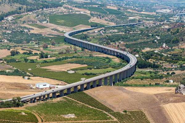 Estudios geológicos · Ingenieros Geotécnicos y Geofísicos Mercadal